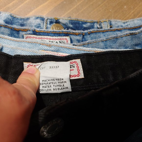 Vintage 80's GUESS? High Waist Demin Shorts - Picture 8 of 8